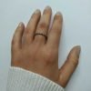 Anillo puntos en mano