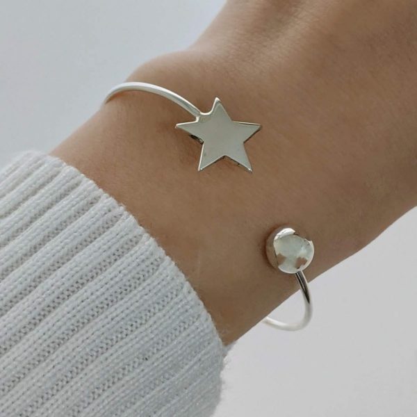 esclava estrella con bolita mano