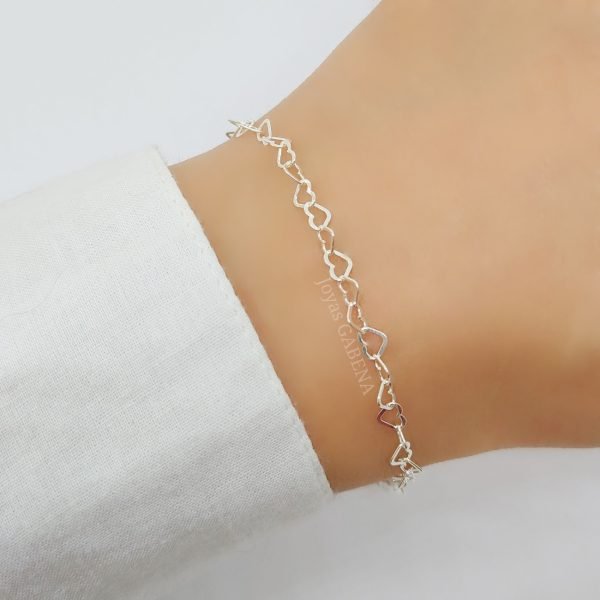 pulsera corazones enlazados eslabones plata