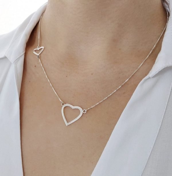 Collar corazón con corazón cuello 2