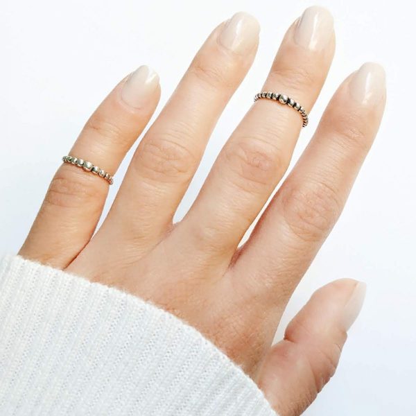 anillo midi puntos mano