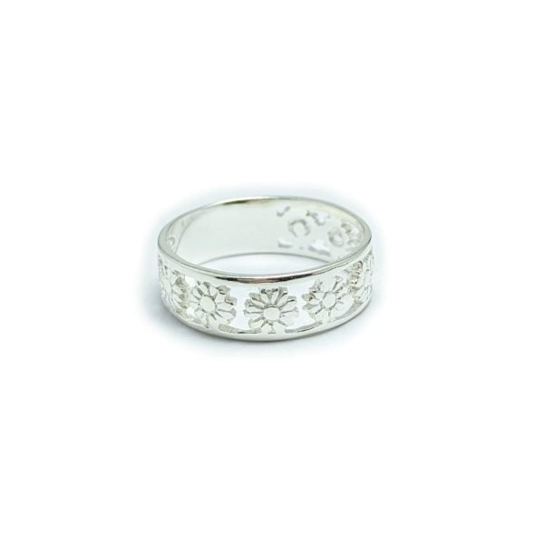 anillo flores caladas