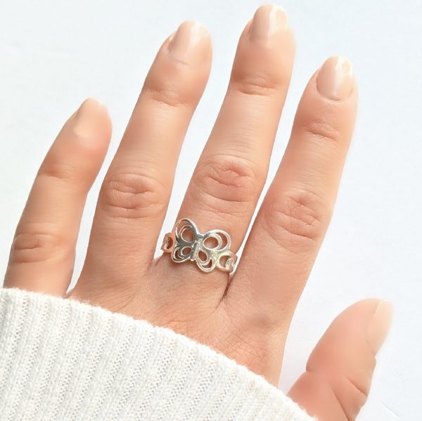 Anillo mariposa calada