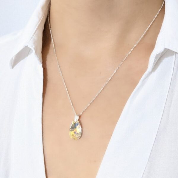 Collar Swarovski gota aurora boreal 16mm