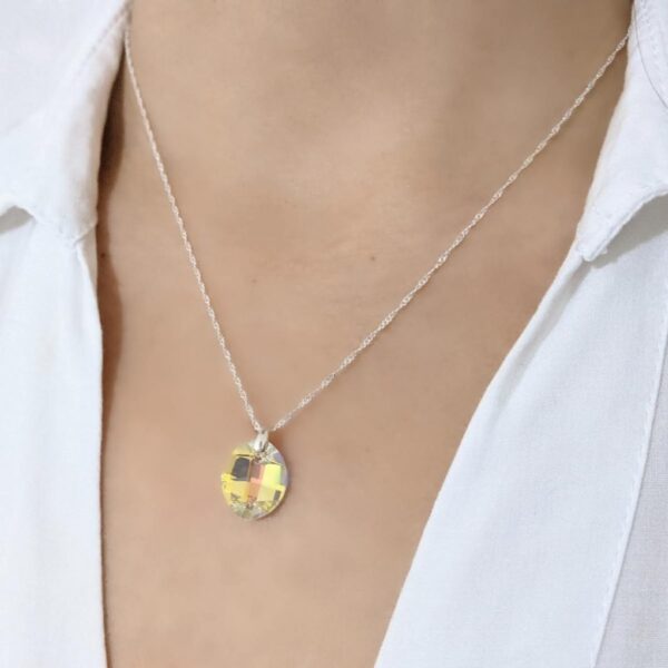 Collar Swarovski pure leaf 14mm