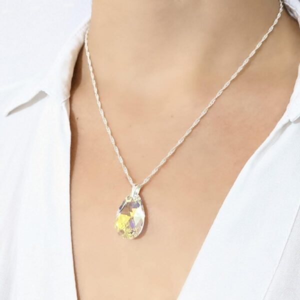 Collar Swarovski gota 22mm