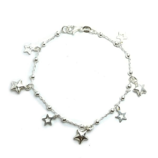 Pulsera con dijes estrellas lisos y calados