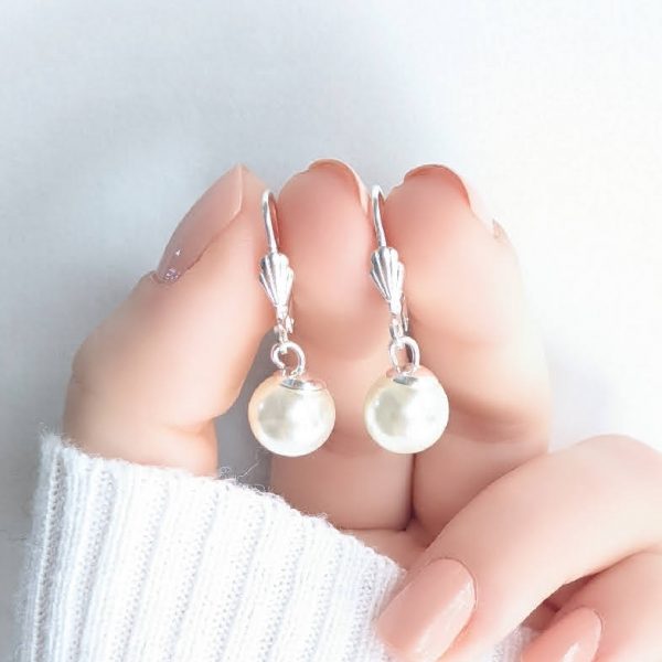 Aros colgantes perla con brisura