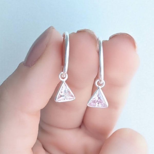 Aros argollas cristal triángulo