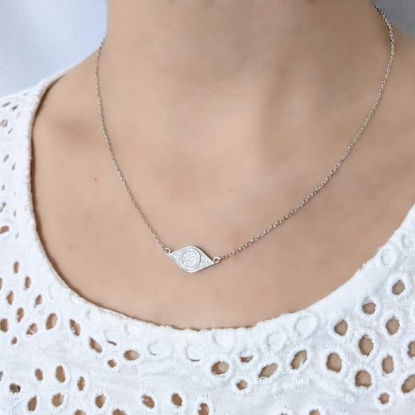 Collar ojo con cristales