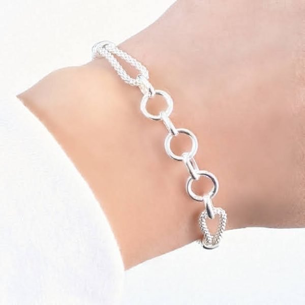 Pulsera Popcorn Con Círculos Enlazados
