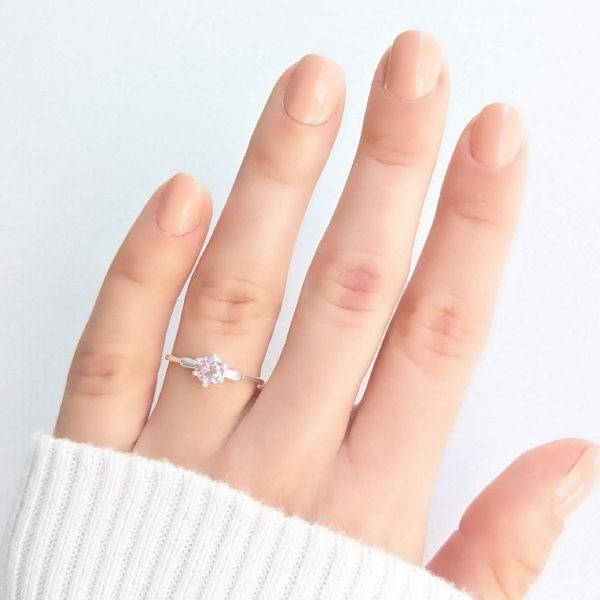 Anillo cristal cubic rosa M2