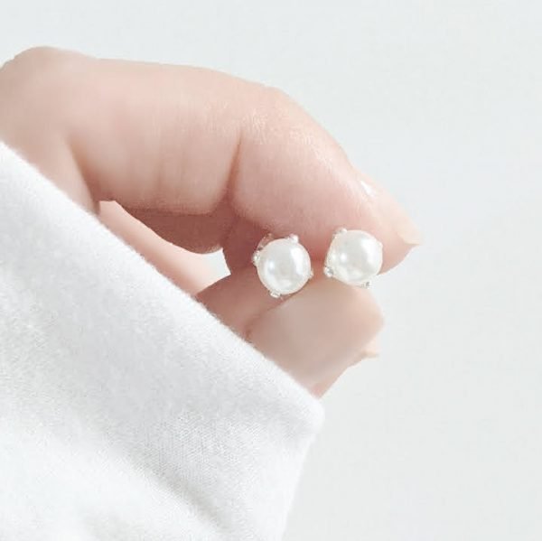 Aros Perla Engarzada 6mm Plata 925 - Pasantes