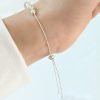 Pulsera ajustable cristales y bolitas