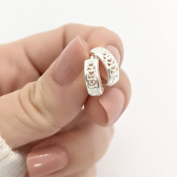 Aros cubanos corazones calados