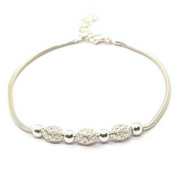 Pulsera bolitas y óvalos tramados