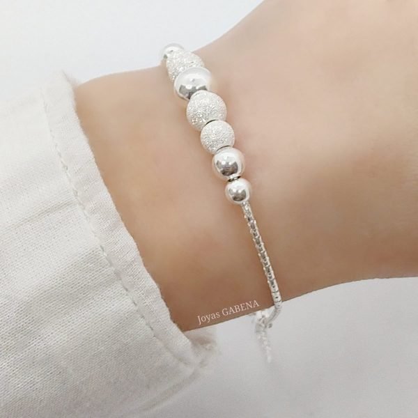 Pulsera bolitas lisas y arenadas degradé