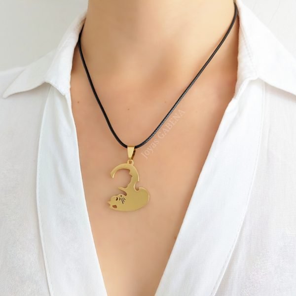 collar yin yang gato corazon dorado