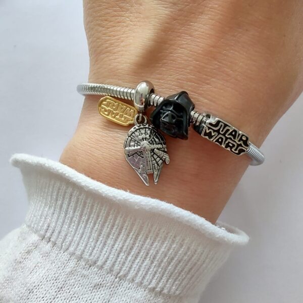 Dije Charm Halcon Milenario Acero Quirúrgico Plateado (2)