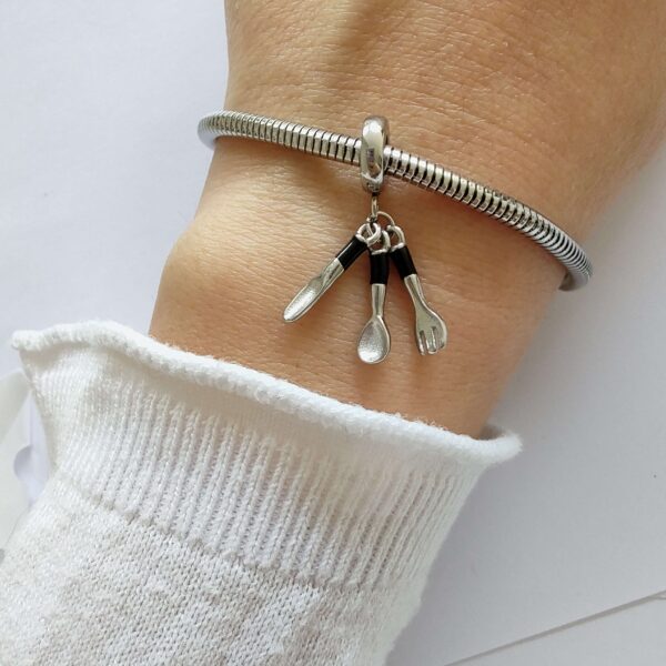 DCHA-61 Dije Charm Utensilios Cocina Acero Quirúrgico Negro