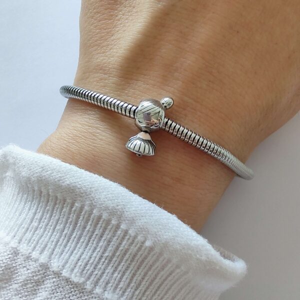 Dije Charm Bailarina Acero Quirúrgico Plateado