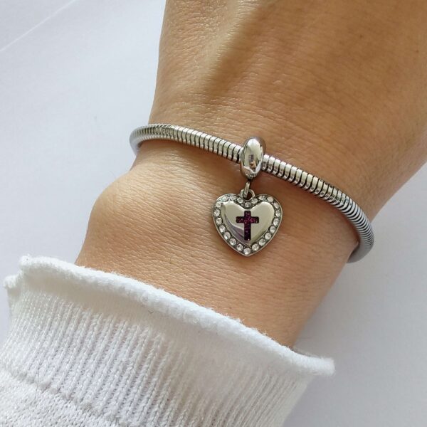 DCHA-79 Dije Charm Cruz Corazon Acero Quirúrgico Rojo 2