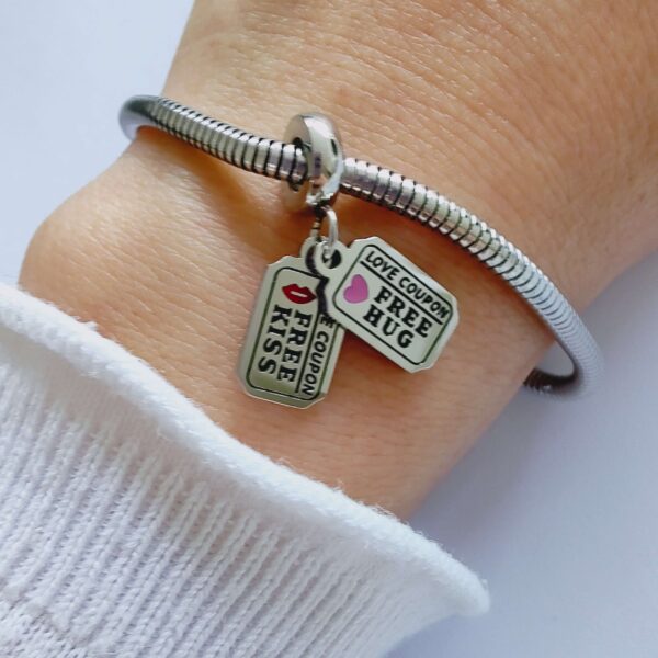 Dije Charm Cupon Amor Acero Quirúrgico Plateado