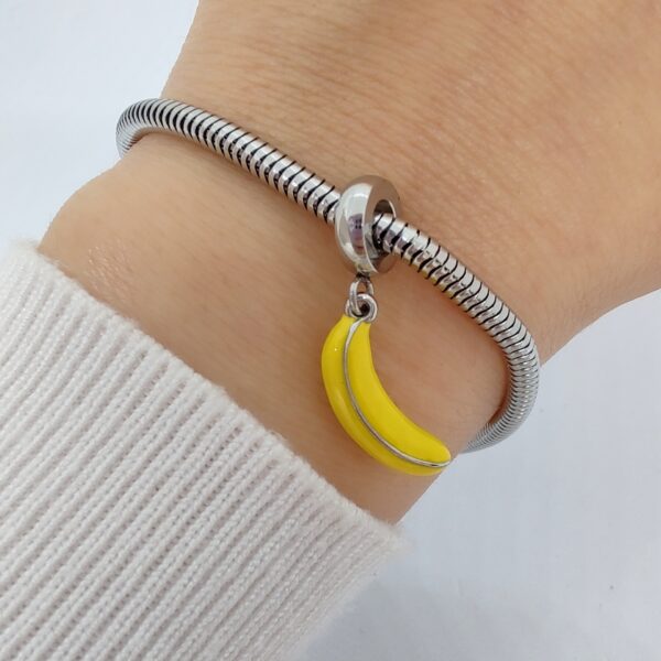 Dije Charm Banana Acero Quirúrgico